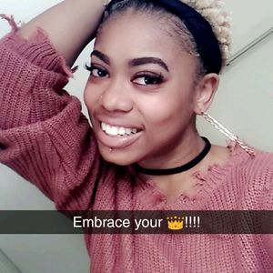 Meet your Posher, Danaja